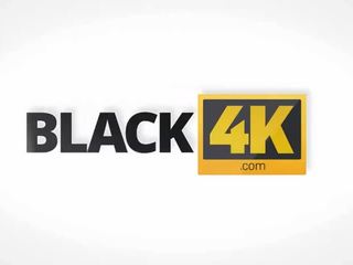 Black4k. 거대한 음경 의 검정 젊은 여성 replaces 장난감 과 간다 으로 소녀 신음 소리