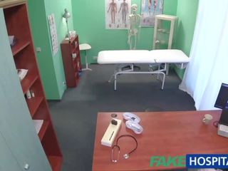 Fakehospital sexy ruský pacient potřeby velký těžký čurák na být prescribed show